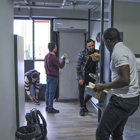 Хостел Quartier Casco Viejo *