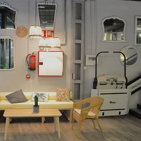 Хостел Quartier Casco Viejo *